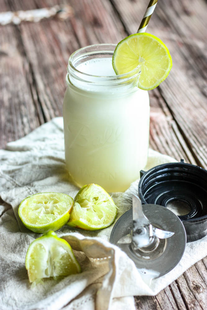 Classic Margarita Made in a Mason Jar 