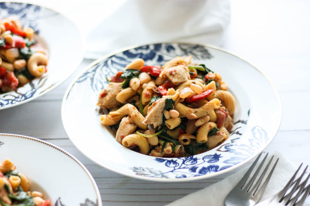 Tuscan Chicken and White Bean Pasta