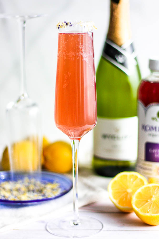 Easy Lavender Lemon Champagne Fizz Cocktails