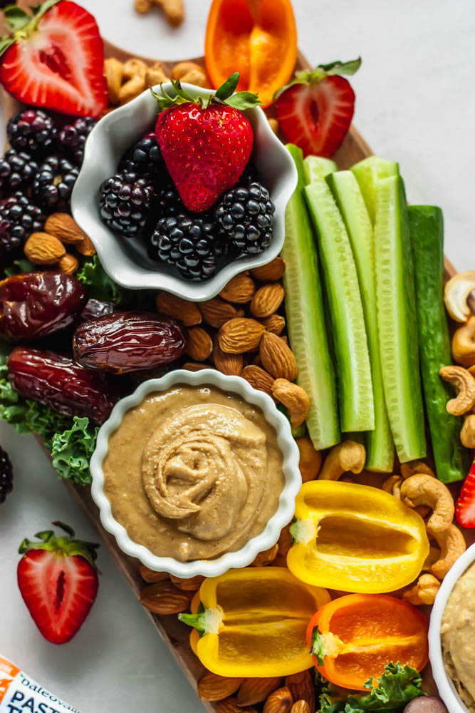 How to Make the Perfect Paleo Party Platter