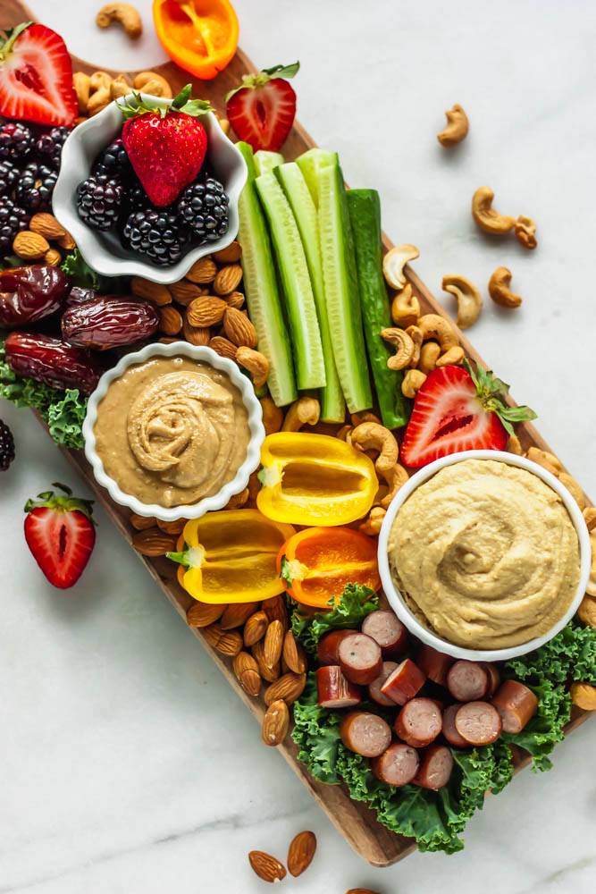 Showing you how to make the perfect paleo party platter to serve a healthy snack or appetizer at your next gathering!