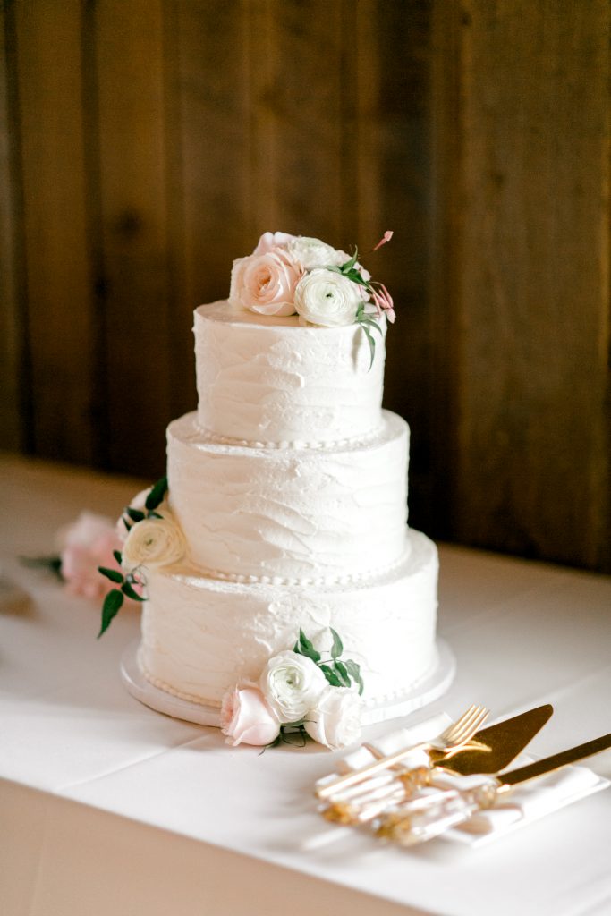 modern classic white wedding cake