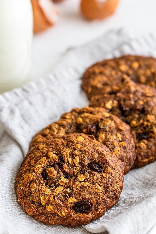 Gluten Free Oatmeal Raisin Cookies