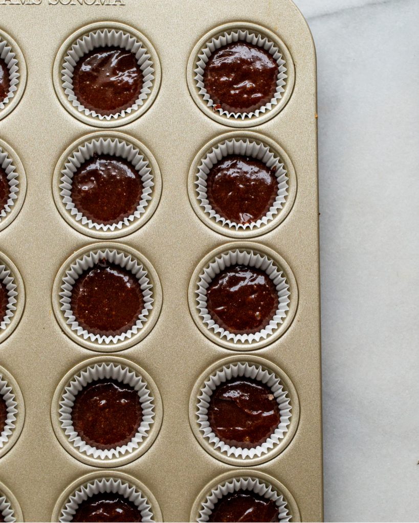 brownies in mini muffin tins