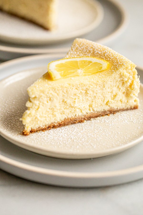 Italian Lemon Cheesecake slide on white plates