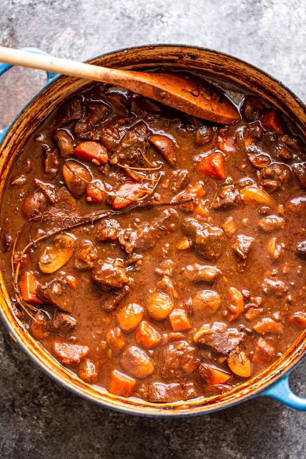 venison bourguignon in a pot