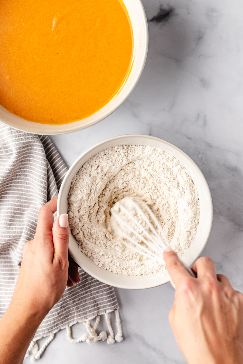 Mom's Pumpkin Bread Recipe {Classic & Easy} Miss Allie's Kitchen